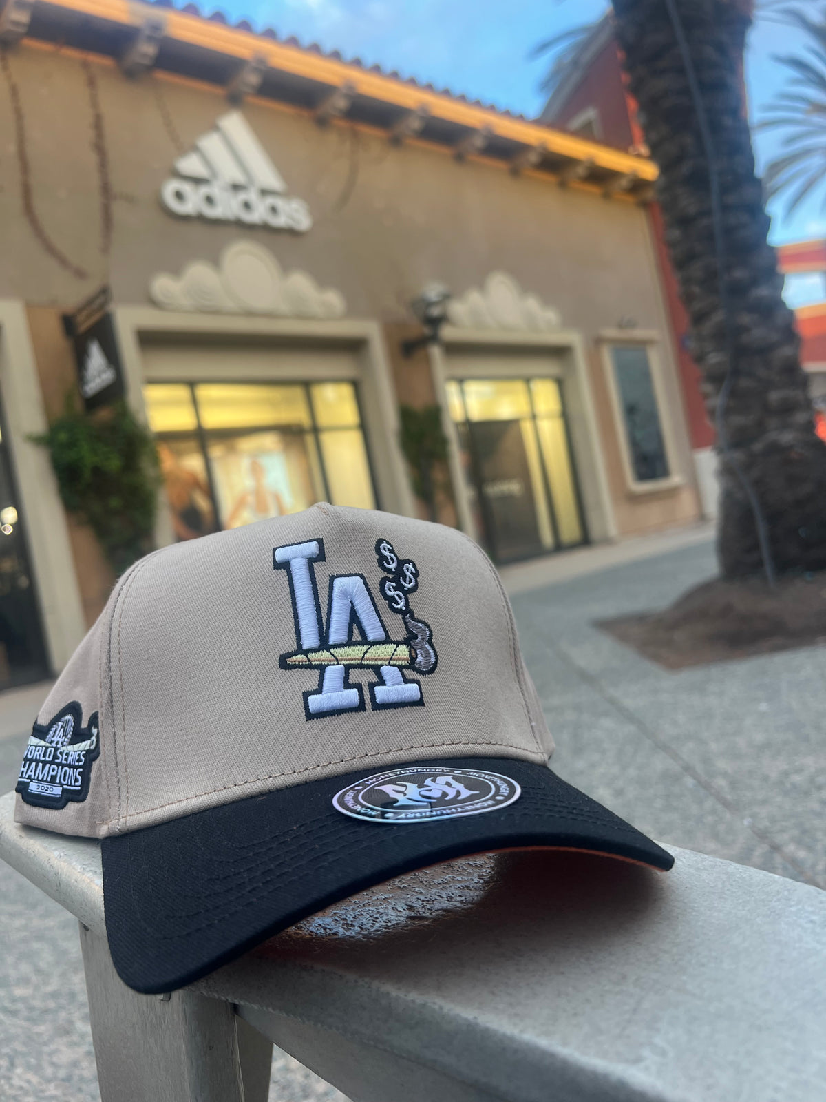 LA 🔥🟤🟤 (cafe)